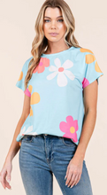 Load image into Gallery viewer, Hailey Floral Top
